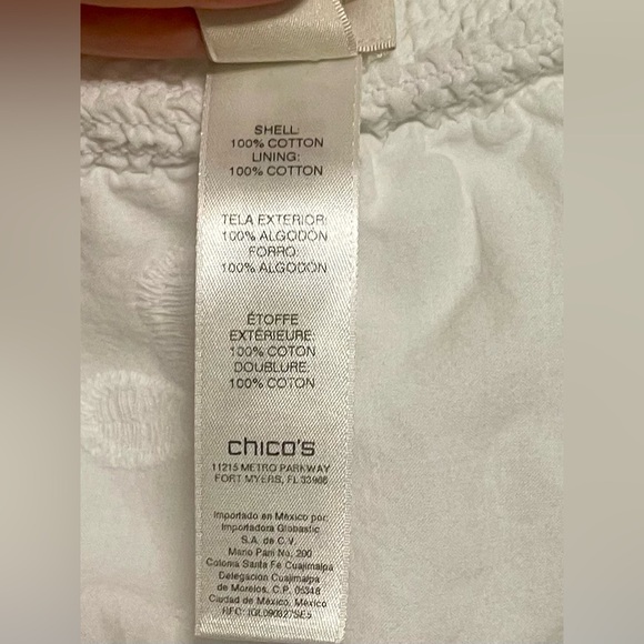 Chico's White Lace Off the Shoulder Top Size 2 - Picture 4 of 4